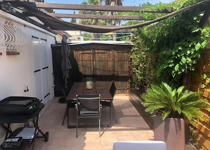 Casa Del Pietro Hotel Saint-Raphael (Var)