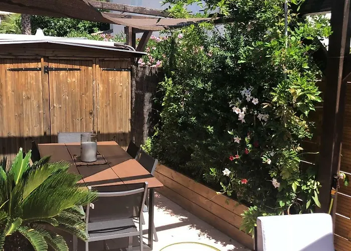 Casa Del Pietro Hotel Saint-Raphael (Var)